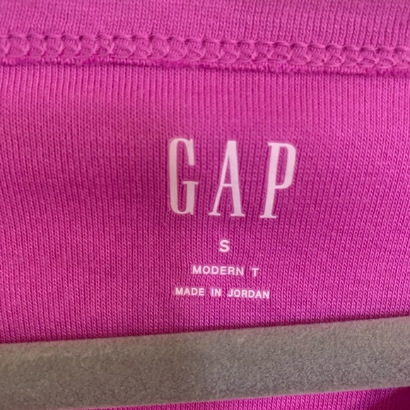 EUC Gap long sleeve T - Picture 2 of 4